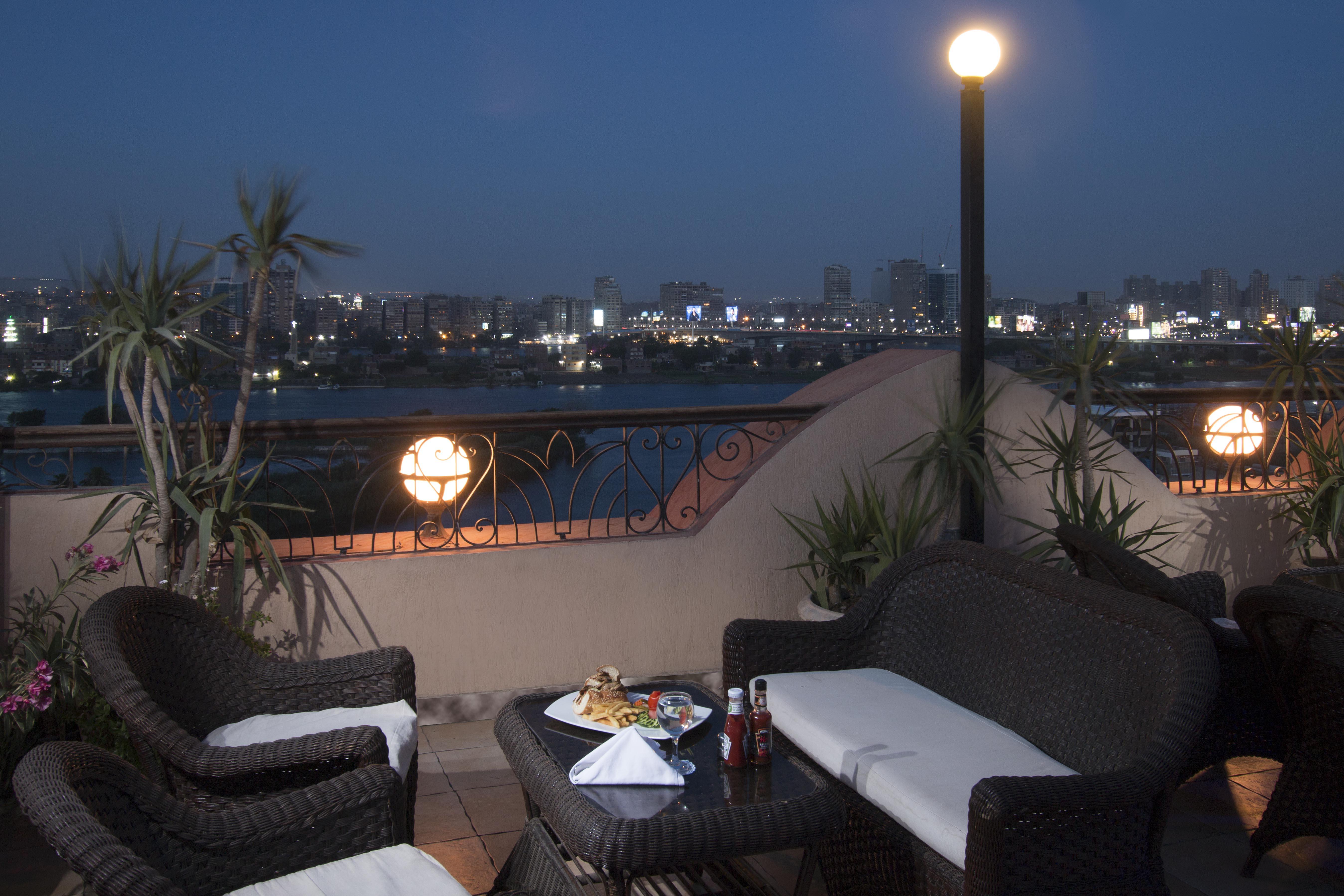 Swiss Inn Nile Hotel Giza Exterior photo