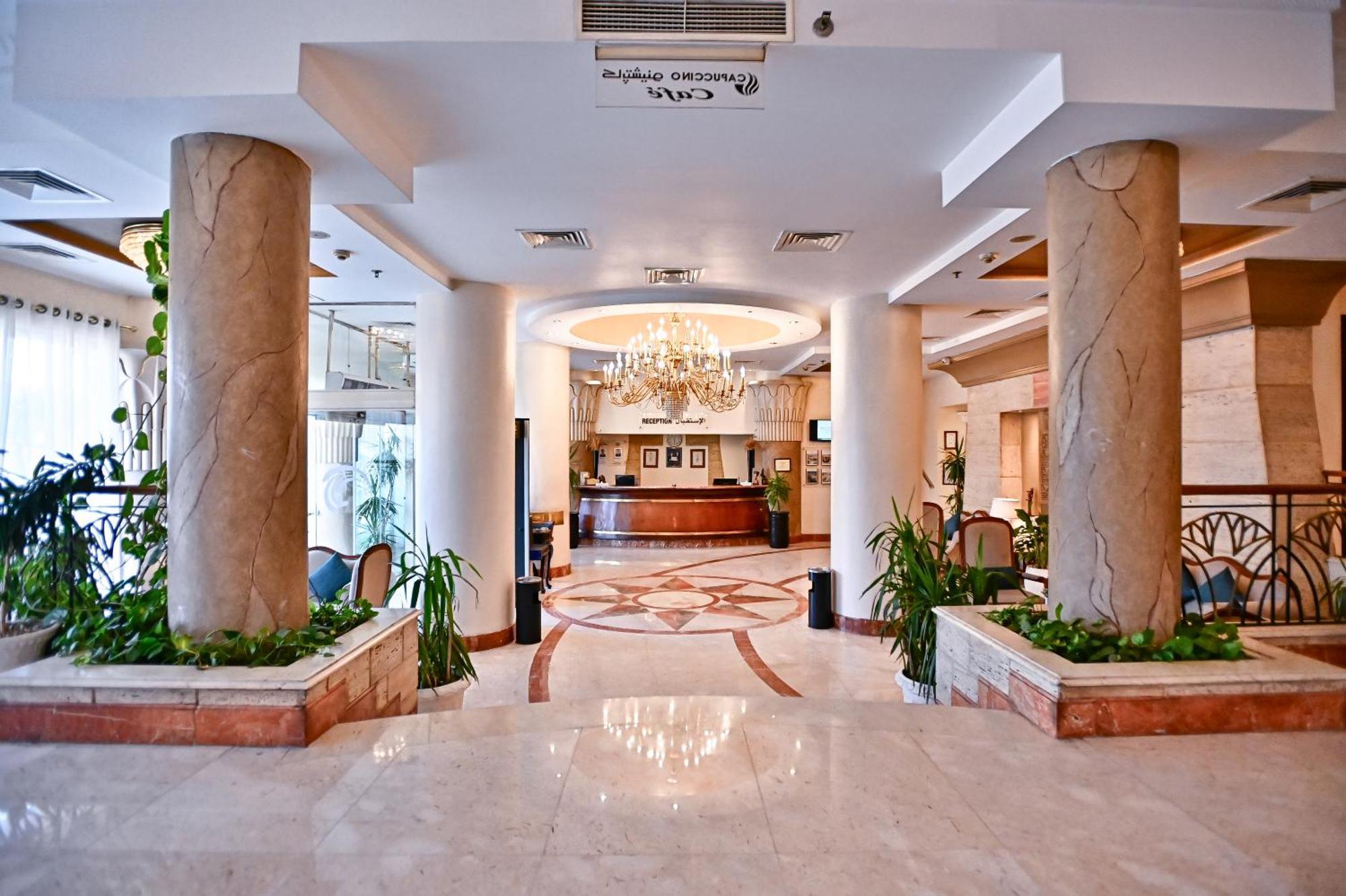 Swiss Inn Nile Hotel Giza Exterior photo