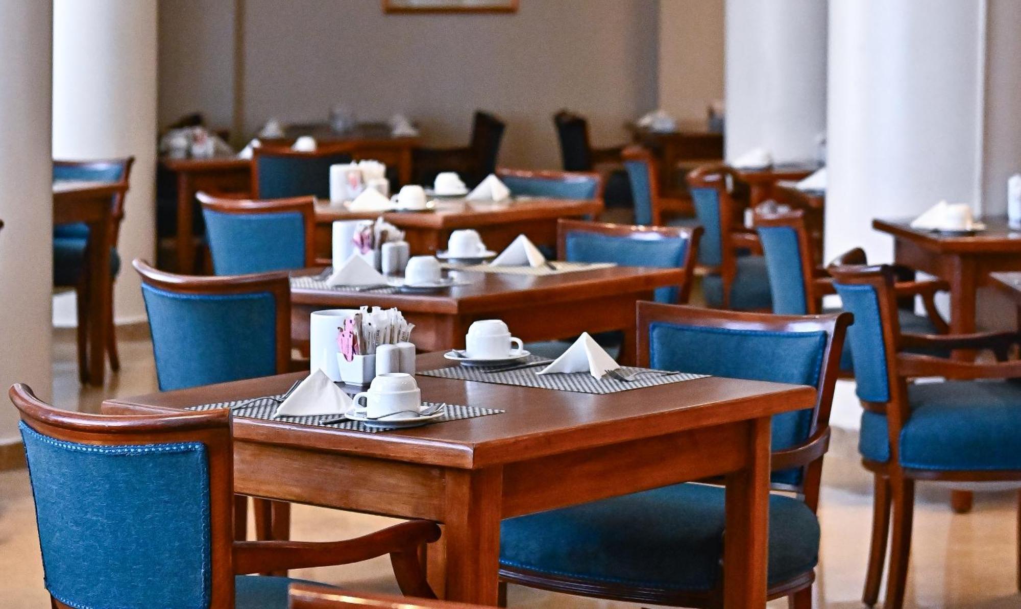 Swiss Inn Nile Hotel Giza Exterior photo