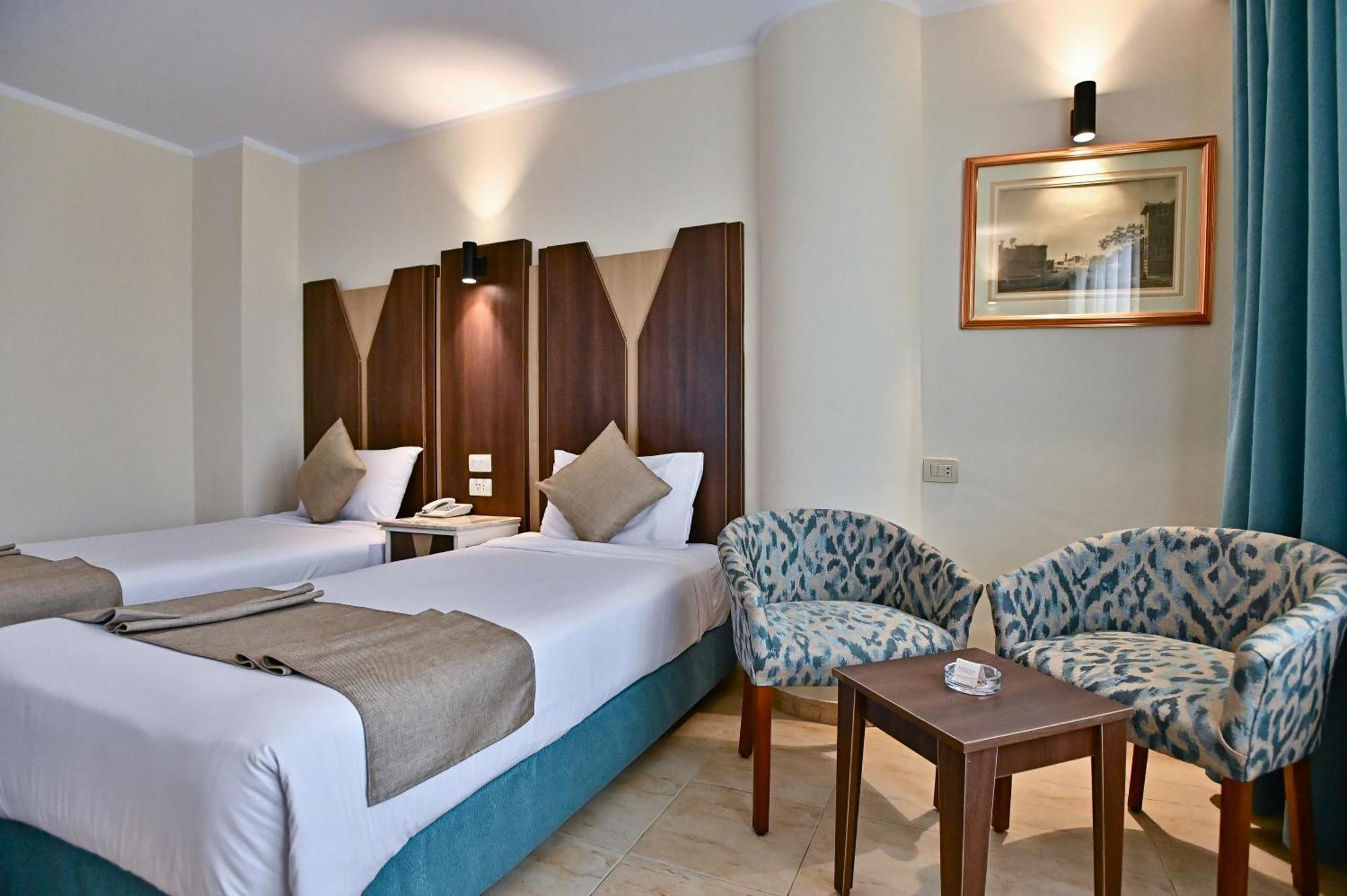 Swiss Inn Nile Hotel Giza Exterior photo